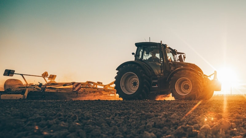 Valtra Traktor, Kleingeräte, Gartengeräte, Büttiker Landmaschinen, Römerweg Ost 21, 4617 Gunzgen, Bezirk Olten, Kanton Solothurn (SO). Schweiz (CH)